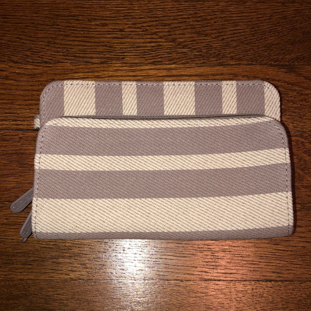 Thirty One striped wallet